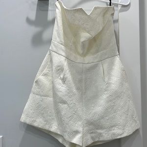 Forever 21 ivory sweetheart romper